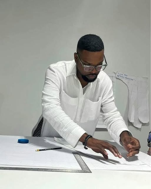 Read more about the article Adrian Foster Death, Couva,Trinidad and Tobago Obituary: A True Innovator in Caribbean Fashion Has Passed Away